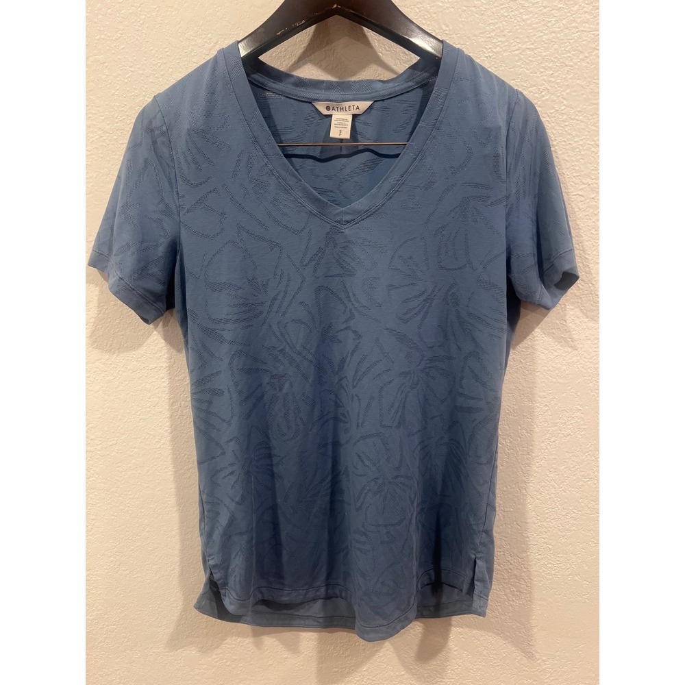 Athleta- V-Neck Shirt S